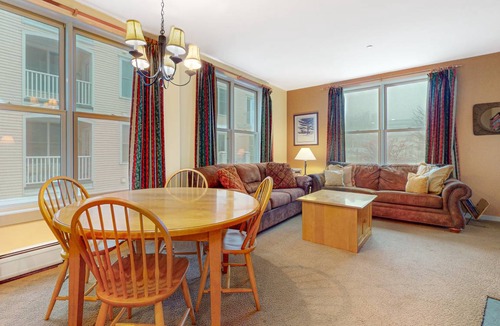 Stratton Mountain Condo | 54 m² Condo ∙ 2 bedrooms ∙ 8 guests