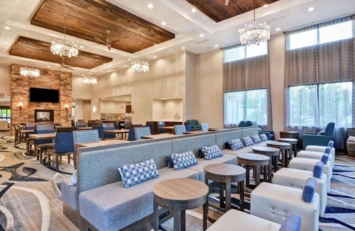 Poughkeepsie Hotel | 55 m² Hotel ∙ 2 bedrooms ∙ 127 guests
