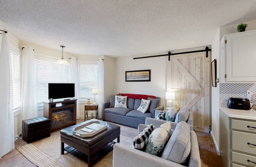 Ludlow Condo | 56 m² Condo ∙ 1 bedroom ∙ 4 guests