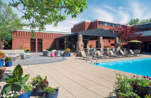 Fairlawn Hotel | 56 m² Hotel ∙ 2 bedrooms ∙ 127 guests