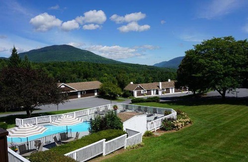 Manchester Center House | 69 m² Motel ∙ 127 guests