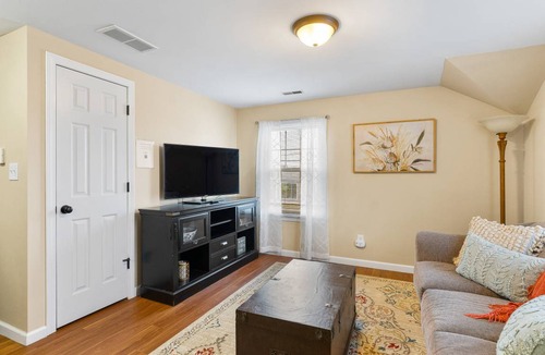 South Glens Falls Apartment | 70 m² Apartment ∙ 1 bedroom ∙ 2 guests