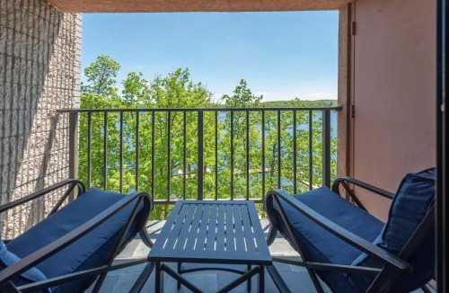 Thayerville House | 709H Studio Loft One Bath