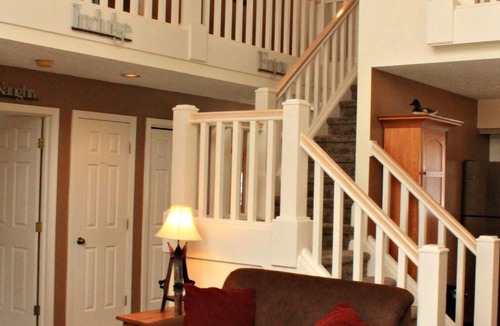 Clymer House | 💖 8280 The Peak- Hot tub, on slopes, Pool Table, Golf Course, Fire Pit 🔥