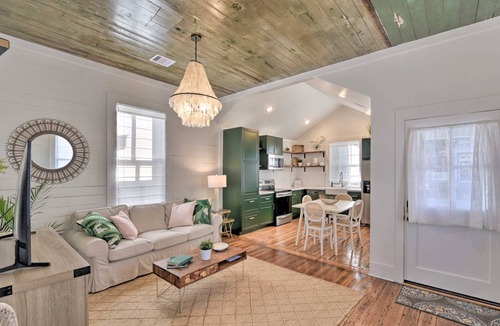 Galveston Cottage | 83 m² Cabin ∙ 2 bedrooms ∙ 5 guests