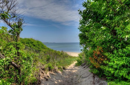 Sagamore Beach House | 83 Sagamore Road Sagamore Beach - - Cape Cod