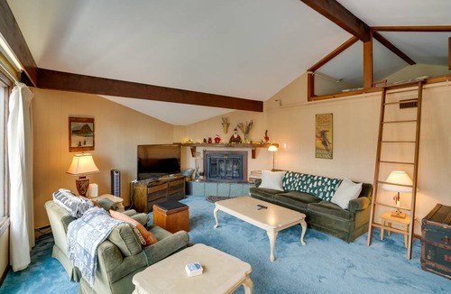 Bromley Mountain Apartment | 89 m² Apartment ∙ 2 bedrooms ∙ 6 guests