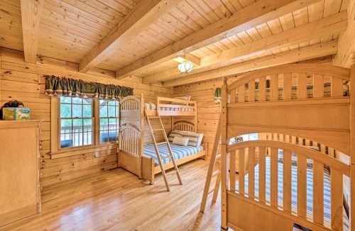 Carroll House | 9 Mi to Bretton Woods Carroll Log Cabin with Deck