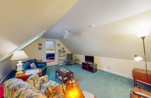 Bass Harbor Apartment | 93 m² Apartment ∙ 2 bedrooms ∙ 6 guests