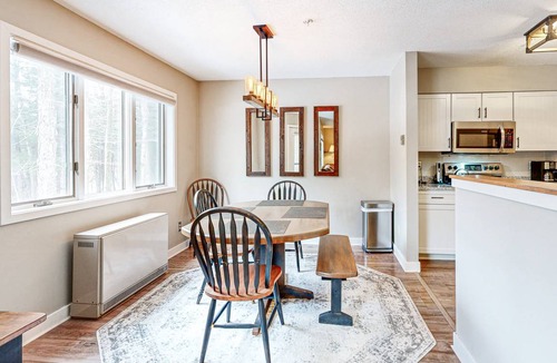 Stratton Mountain Condo | 93 m² Condo ∙ 2 bedrooms ∙ 7 guests