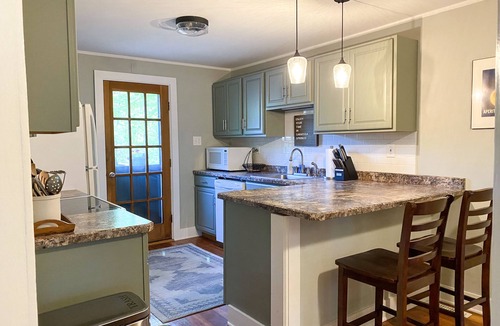 Greenfield Center House | A 3BR modern traditional getaway only 6 minutes to Downtown Saratoga