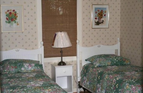 Bass Harbor Cottage | A Comfortable and Well Furnished Cottage Away from Home