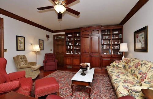 Greenwood House | A Must Stay Estate Located by Numerous Wineries & Breweries in Afton, Va