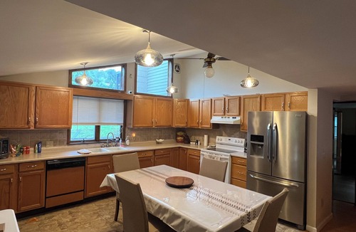 Mount Marion House | ‘A Quiet Place’ 3-bedrm house. Mid-Hudson Valley.