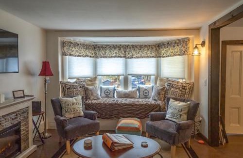 Callicoon House | A&R Hacienda a Callicoon Vintage Farmhouse