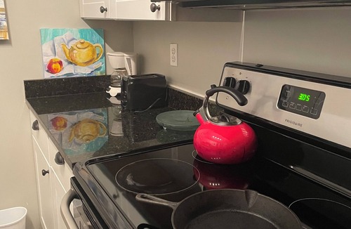 Haverhill Condo | A room with a bathroom for rent in a two bedroom two bathroom condo