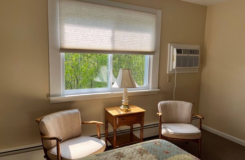 East Dorset Hotel | Aerie Inn of Vermont