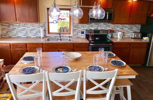 Alexandria Bay Cottage | Alexandria Bay, Schooner’s on the Bay, perfect Walk to everything, on the water