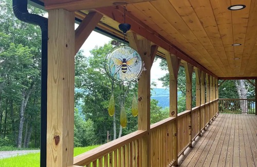 Caldwell Cabin | Allegheny Cabin 3Bed/2Bath, near Greenbrier resort and golfing.nn