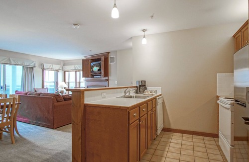 Snowshoe Condo | Allegheny Springs 201 : 2 Bedroom, 2 Full Bath: Slope Side; Gas Fireplace