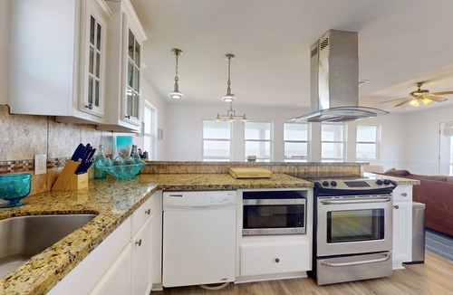 Crystal Beach House | Aloha Cabana: 2 BR, 1 BA House in Crystal Beach, Sleeps 8