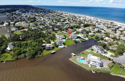 Sandbridge House | Am I Dreaming