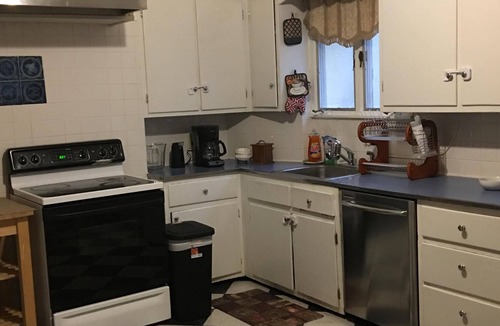 Trenton House | Amazing home in historic Berkeley Square