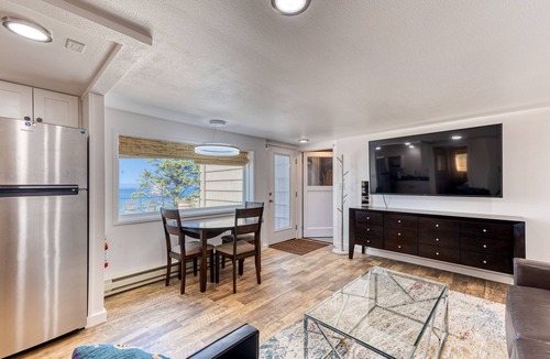 Oceanside House | Amazing ocean-view escape with seven bedrooms, scenic patios, & modern interior
