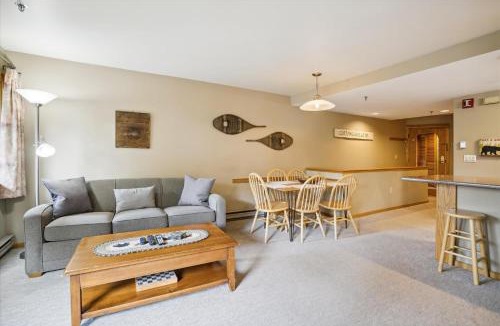 Central Vermont- Killington House | Amazing view, location, ski back trails, sports center, pool Highridge B4 Highridge