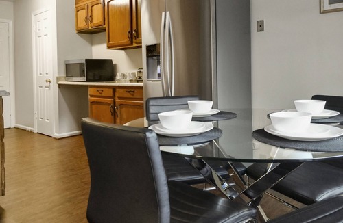 White Oak House | An Urban Townhouse in Silver Spring. Very Close to DC