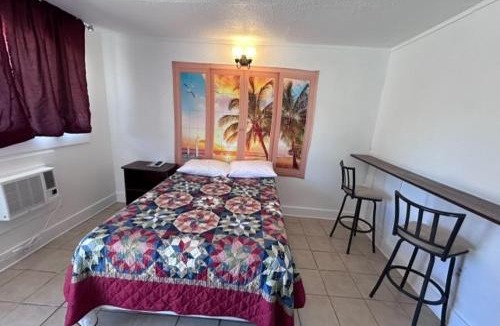 Surfside Beach Hotel | Anchor Motel & RV Park