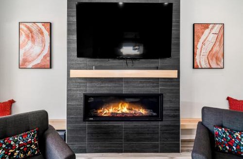 Manzanita House | Angel's Landing MCA 50590