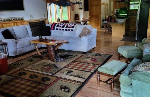 Alpine Lake House | Antler Ridge