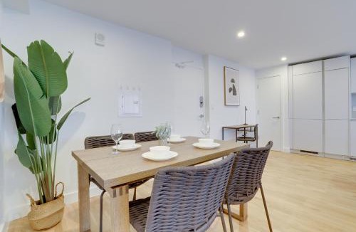 Radnor - Fort Myer Heights Apartment | Apartment Just 10 Minutes Away to Airport
