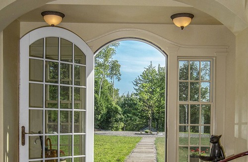 Newfane Villa | Artist's Own Luxury Residence Newfane Vermont - Stunning Views 25 Acres