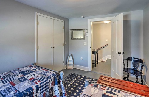 Auburn House | Auburn Home + Fire Pit, Steps to Owasco Lake!