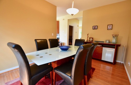 Royal Oak House | AUGUST Bookings, 15% Off. Near St.Michaels/Easton Waterfront, Dock,Hot Tub.