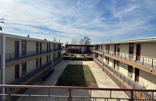 Reisterstown Station Hotel | B'more Inn Motel