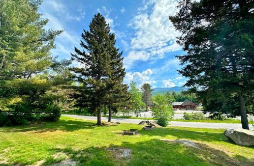 Twin Mountain Villa | B3 NEW Awesome Tiny Home with AC Mountain Views Minutes to Skiing Hiking Attractions