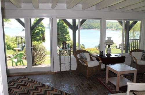 Hulls Cove Cottage | Bar Harbor waterfront home, sleeps 10-12! Close to Acadia main entrance