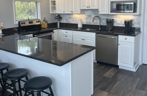 Point Pleasant - Toms River House | Barnegat Light 2nd from beach- bright, open 3 BR 1.5 BA with ocean views!
