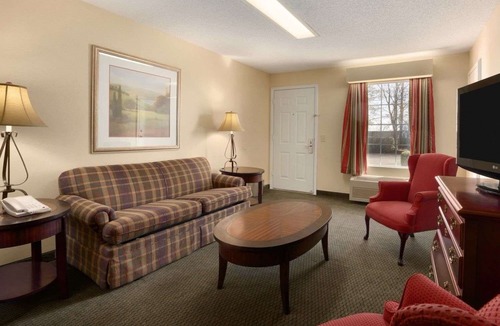 Salem Hotel | Baymont by Wyndham Salem Roanoke Area