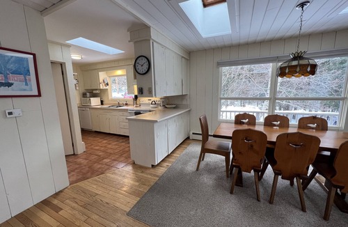 Warren Ski Chalet | Bayou Chalet – Your Perfect Getaway Near Sugarbush Resort