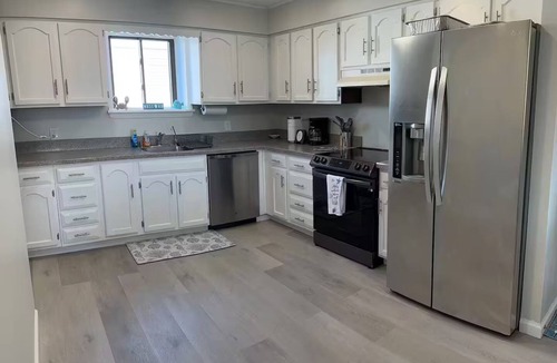 Seaside Heights Condo | Beach block condo in quiet northend of Seaside Heights, 4 beach passes included