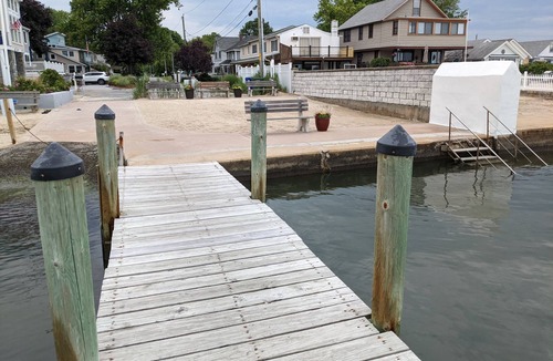 Saybrook Manor House | Beach community with private beaches