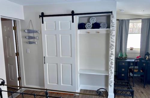 Newport Apartment | Beach House - Lake Memphremagog