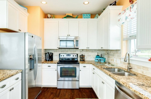 Terramar Beach House | Beachfront Pet Friendly Home w/HOT TUB, Fenced Yard - Steps from Gulf & Beach