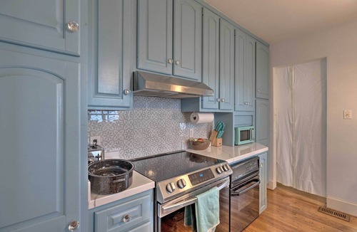 Urbanna House | Beachfront Urbanna Home w/Gas Grill & Deck!