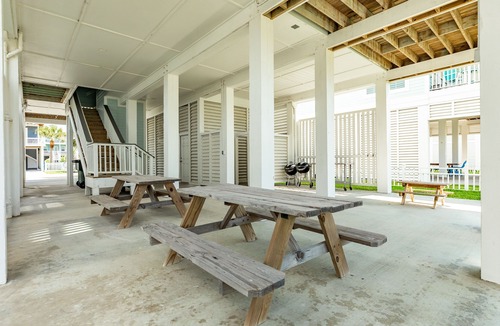 Beachside Village House | Beachside Home w/3 Decks, 2 Living Areas, Large Kitchen & Elevator