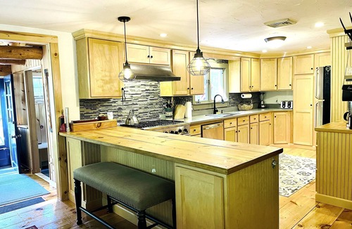 West Ossipee House | Bearcamp Riverfront Dream Hot Tub Storybook Setting #BearcampBungalow